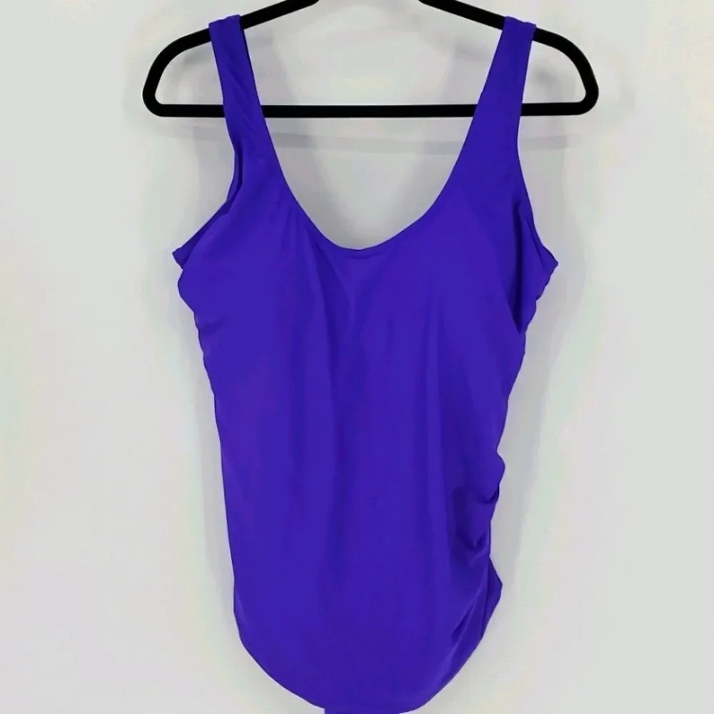 Beach Belle, one peice bathing suit. Size 18.. Good‎ used condition